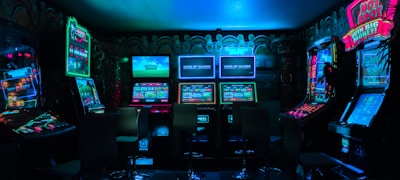 壹号娱乐官方网站首页门户展示现代科技感大厅